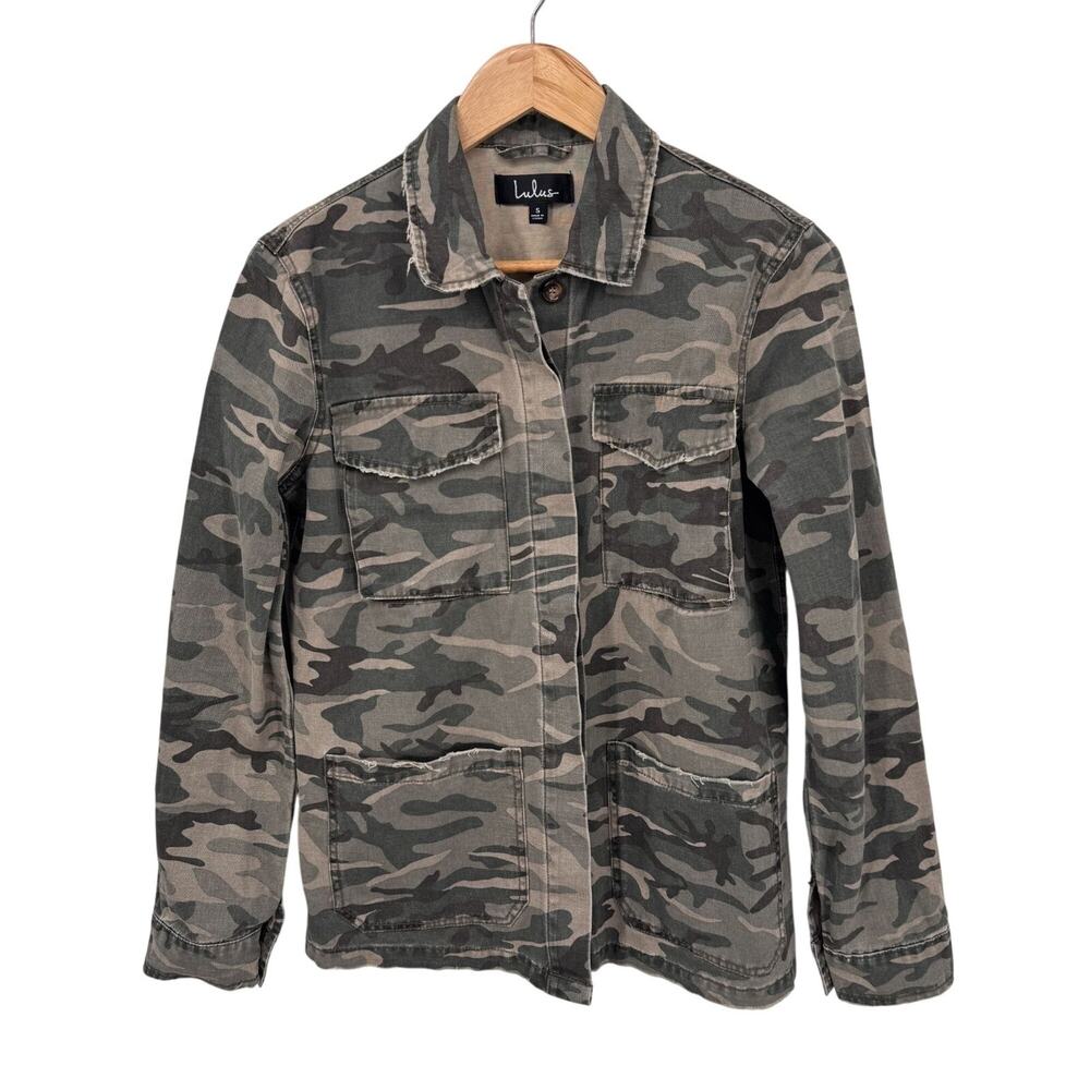 Lulus Button Front Jacket Shirt Womens Small Army‎ Green Camo Print Cotton NWOT